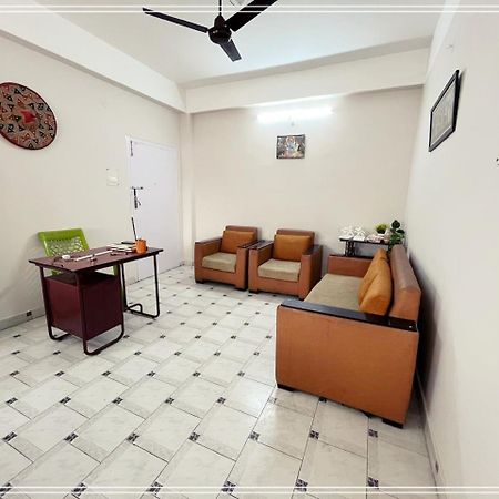 Kanak Laxmi Villa B & B Guwahati Ngoại thất bức ảnh